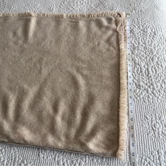 Lily Pulitzer beige cashmere/gold metallic wrap with fringe & buttons - Picture 13 of 16